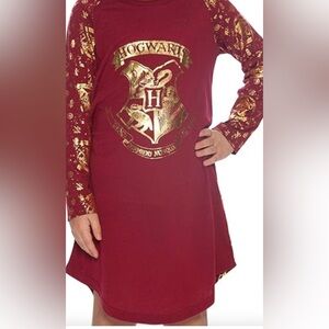 Warner Bros. Maroon and Gold-Foiled Hermione Hogwarts Long Sleeve Nightshirt
